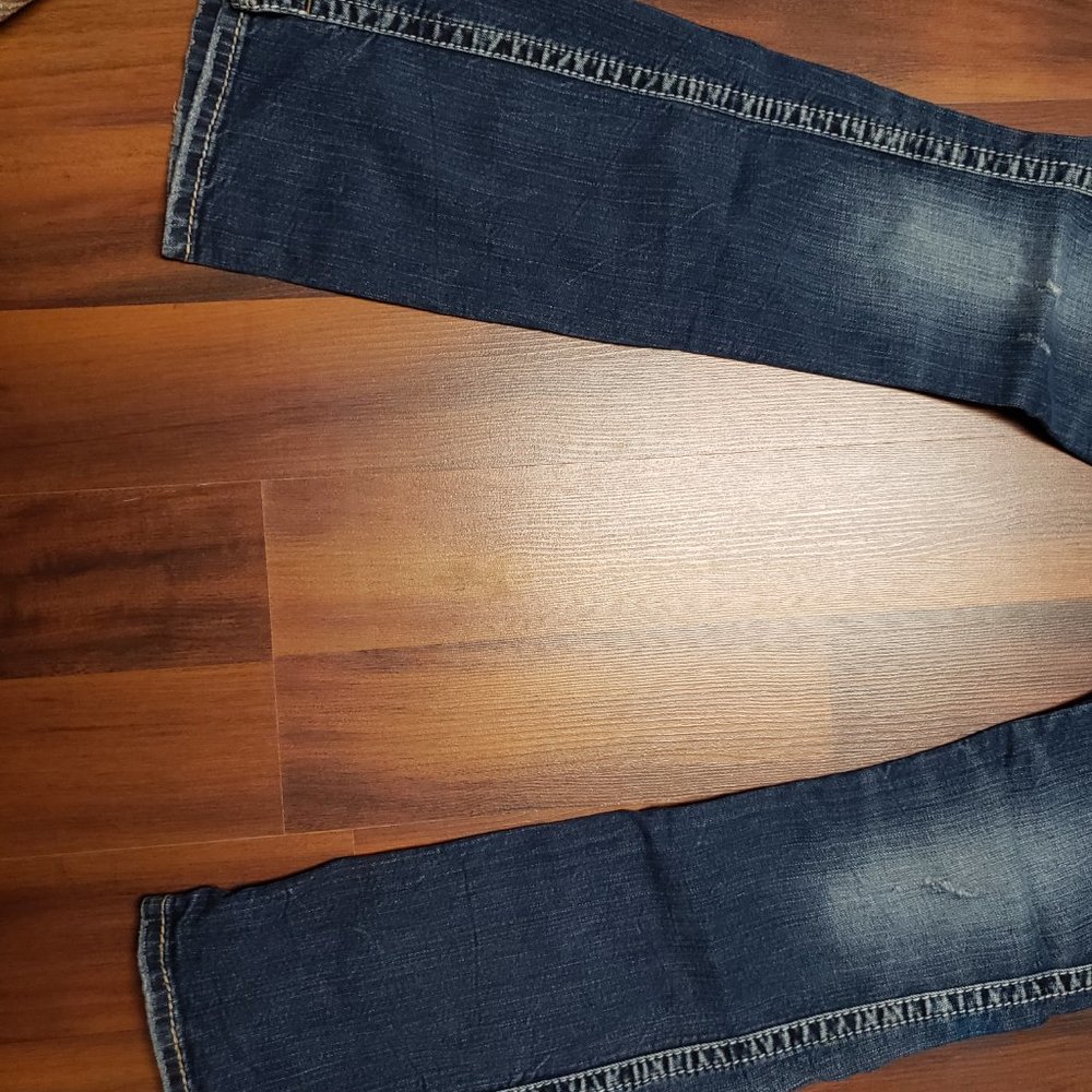 Silver Jeans - Picture 4 of 6